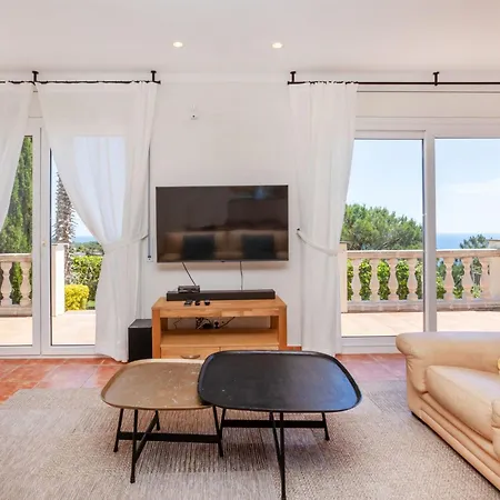 فيلة Panorama-1 By Interhome *